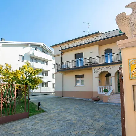 Mimosa 4 - Happy Apartment Desenzano del Garda